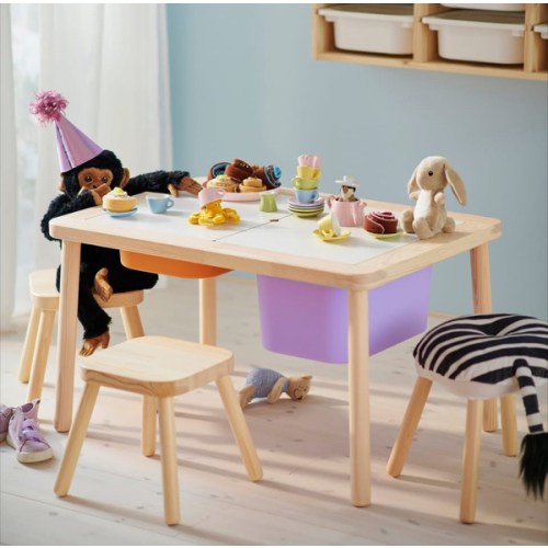 2-in-1 table (hidden storage!)