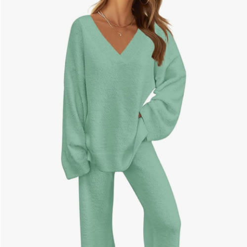 MEROKEETY Women's 2 Piece Outfits Fuzzy Fleece Pajama Set Long Sleeve Top Wide Leg Pants Loungewear