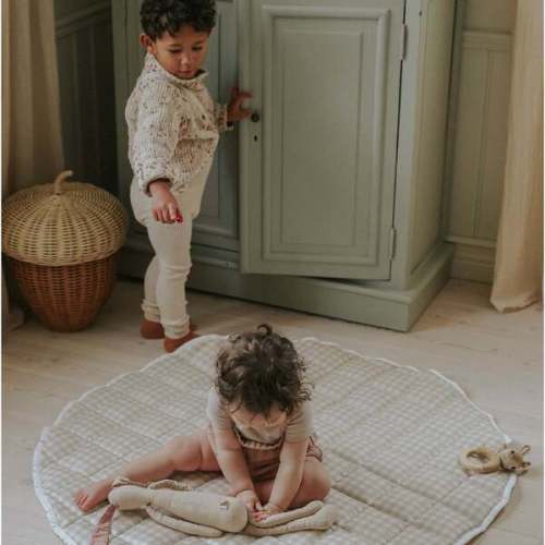 Picnic Gingham Round play Mat, Beige - Gooselings | Maisonette