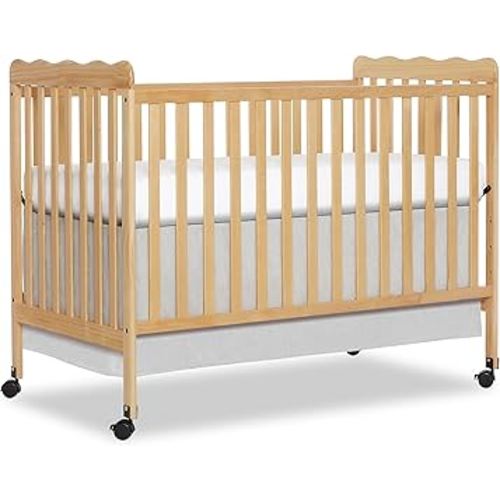 Dream On Me Carson Classic 3-in-1 Convertible Crib in Natural
