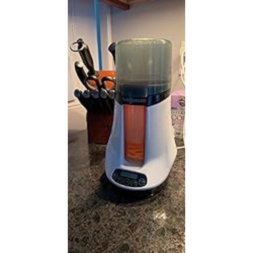 Baby Brezza Smart Baby Bottle Warmer, Breastmilk Warmer + Defroster - Only Brand with Different Temperatures for Breastmilk + Formula - Universal Fit for All Bottles + Milk Bags - Bluetooth Control - White