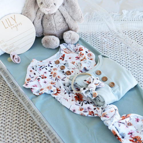 Lorelai's Floral Newborn Baby Knot Gown & Hat Set