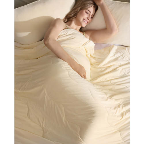 Silky-Soft Cooling Comforter
