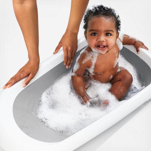 OXO Tot, Splash & Store Bathtub | Zola Baby