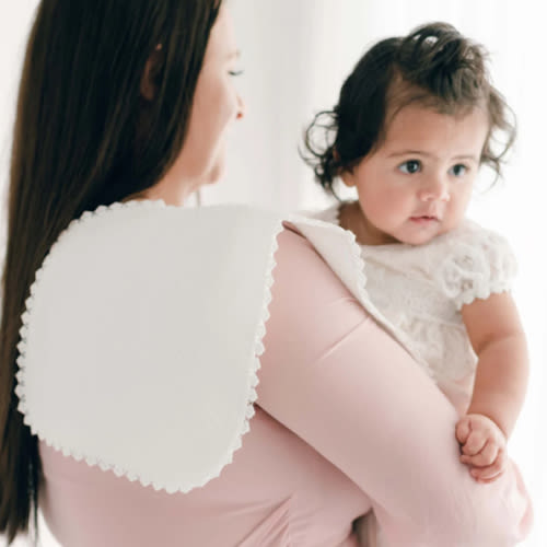Ivory Burp Cloth – Baby Beau and Belle