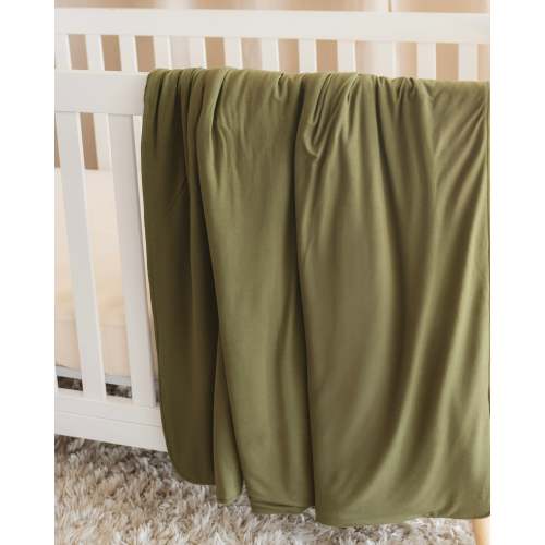 Cozy Blanket in Olive
