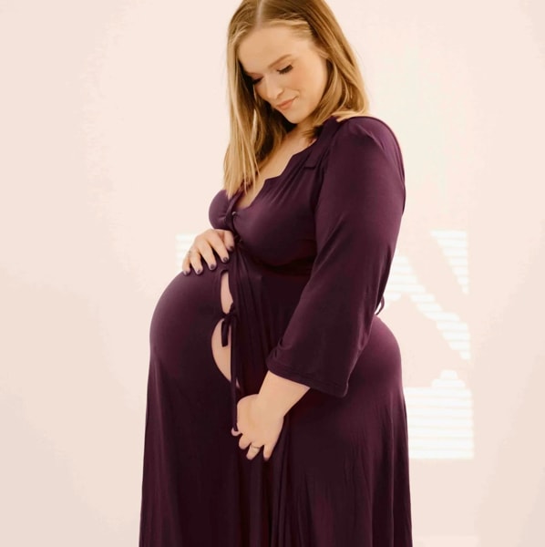 Lila Labor & Postpartum Gown in Plum