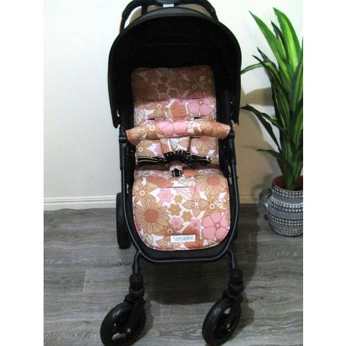 Pram/stroller seat liner-Retro pastel blooms-Australian made
