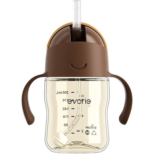 Evorie Tritan - Vaso para beber con popote con peso con asas para bebés y niños pequeños, botella de agua a prueba de derrames con popote para 6 meses en adelante, 7 onzas, botella de agua de entrenamiento infantil (marrón)