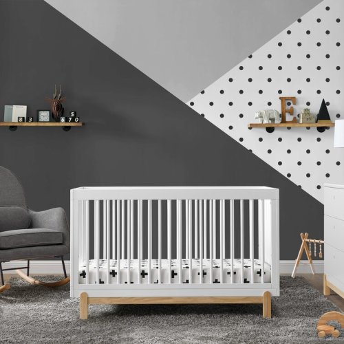 Poppy 4-in-1 Convertible Crib