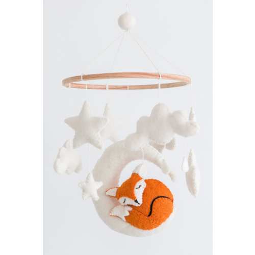 Fox Mobile / Woodland Mobile / Sleeping Fox Mobile / Fox and Moon / Woodland nursery mobile / natural nursery mobile / Unisex Nursery Decor