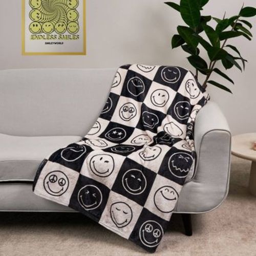 Yoobi SmileyWorld 50"x60" Faux Shearling Checkered Blanket Printed Black