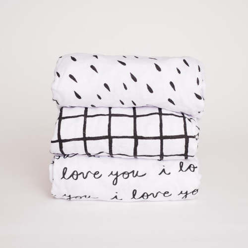 Black & White Bassinet Fitted Sheet Set