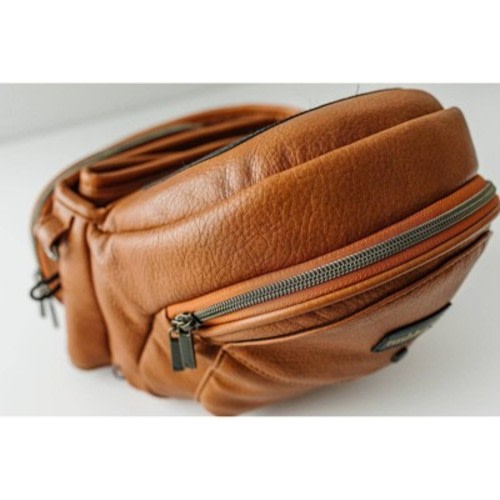 Tushbaby Vegan Leather Hip Seat Baby - Carrier Cognac