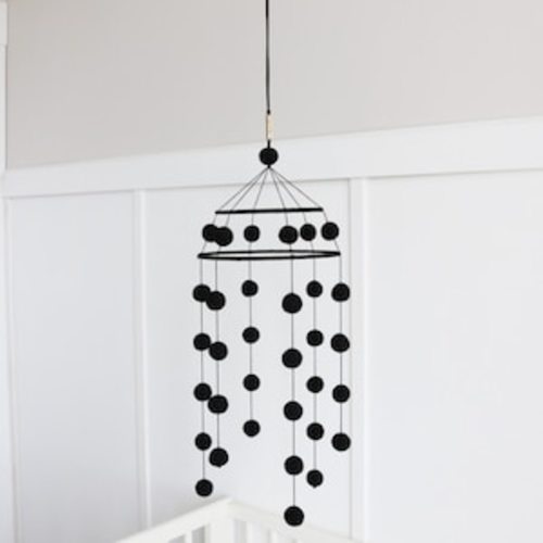 Little Dreamer Black Baby Mobile -Neutral, Nursery Decor, Wool, Felt Ball Mobile, Gender Neutral, Monochromatic, Modern, Minimalist, Moody