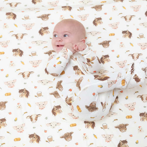 2 Way Zipper Footie-Vintage Baby Farm Animals by: Angel Dear, Size: 0-3M