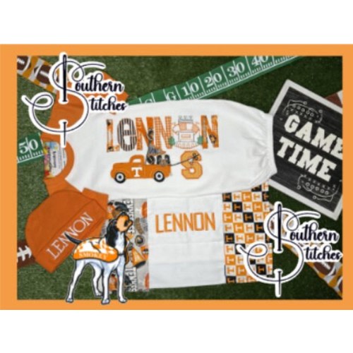 Personalized Baby Boy/Girl Gown Set. Tennessee Vols Personalized Gown, Hat, Burp cloth set.