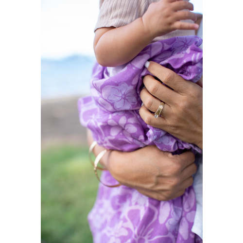 The Keiki Dept Nāʻū Kalo Bamboo Muslin Swaddle Blanket