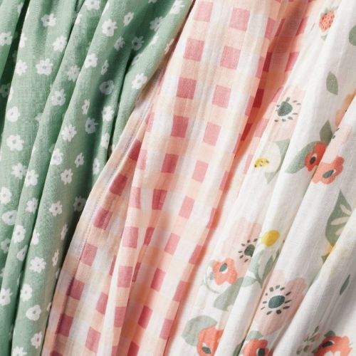 Muslin Swaddle Baby Blanket - Floral Gingham - 3pk - Cloud Island™: Cotton, 47" x 47", 180 Thread Count