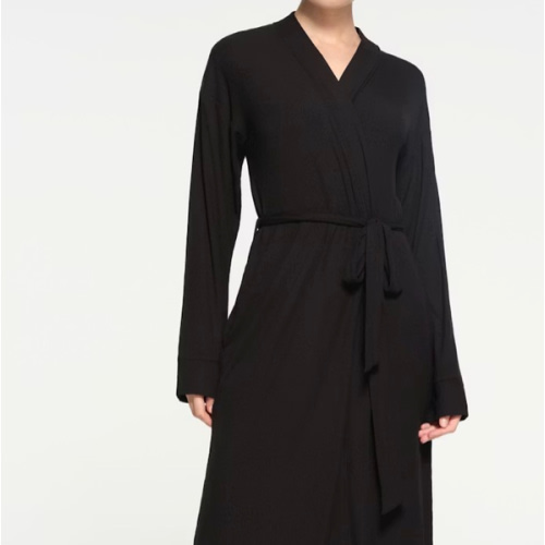 SOFT LOUNGE LONG ROBE | ONYX | SKIMS