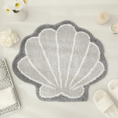 YRXRUS Seashells Bathroom Rug, Grey Bathroom Rugs, Ocean Decor Shell Bath Mat Gifts, Cute Seashell Shaped Bath Rugs for Sea Room Decor, Machine Washable & Non-Slip Bath Mat, 26x30 Inch Carpet