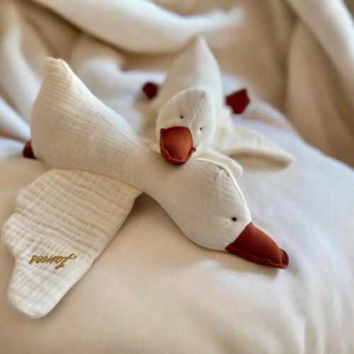 Personalized Muslin Goose - Newborn Sleep Companion, Hypoallergenic Toy , Baby Shower Gift,,Customer doll,Linen Goose Toy,Baby shower custom