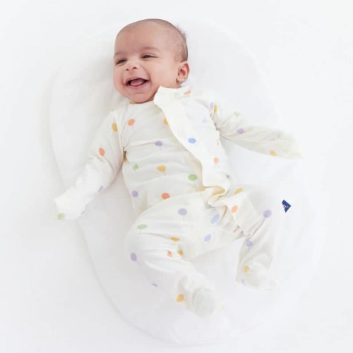 festive balloons CloudStretch™ magnetic footie – Magnetic Me