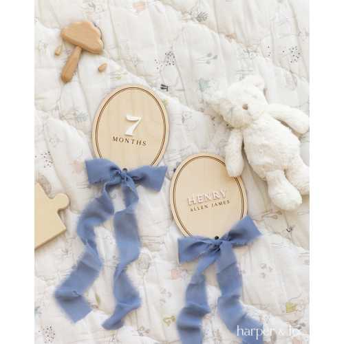 Wooden Trim Ribbon Bow Interchangeable Milestone Cards | Personalize Custom Name, Baby Monthly Milestone Marker, Nursery, Baby Shower Gift