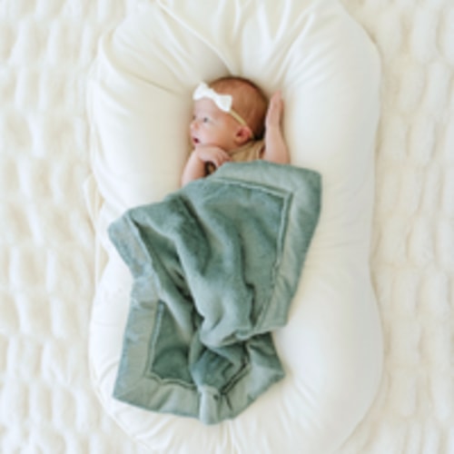 Saranoni Lush Mini Blankets: Baby-Soft & Cozy