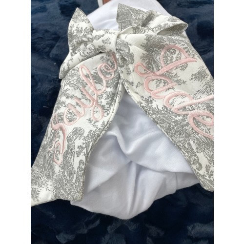 Monogrammed Newborn Baby Gray Toile Bow Sash, Maternity Photo Prop, Monogrammed Newborn Wrap, Baby Photo Prop, Big Bow