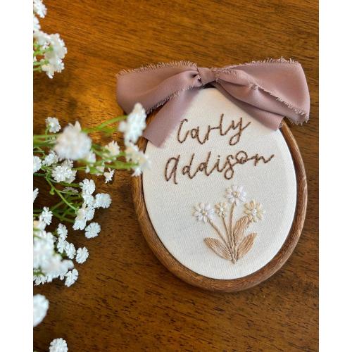 Hand Embroidered Baby Name Hoop, Baby Name Announcement Sign, Photo Prop for Newborn Baby, Name Sign for Hospital Bassinet