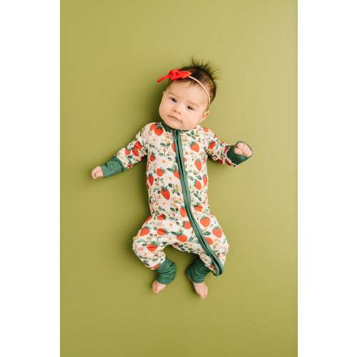 Vintage Strawberry Bamboo Sleeper