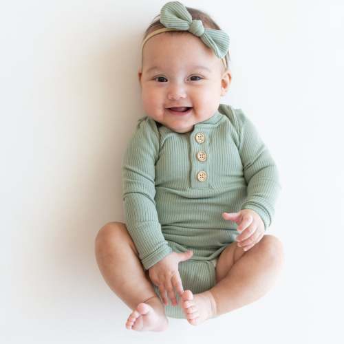 Ribbed Nylon Bow in Thyme