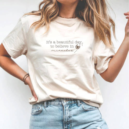 Beautiful Day For a Miracles Graphic Tee | Ivory