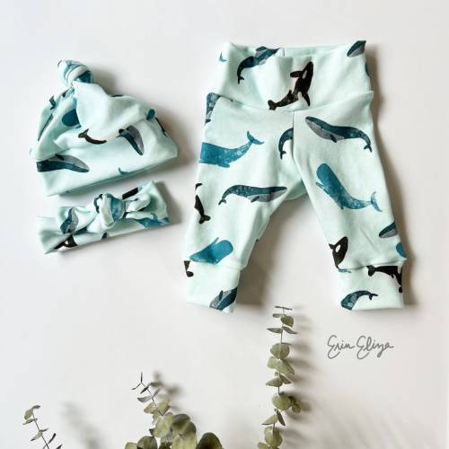 Whale baby gift, Sea creatures baby gift, Whale coming home outfit, baby girl whale outfit, Ocean baby shower, Ocean baby gift, Ocean baby