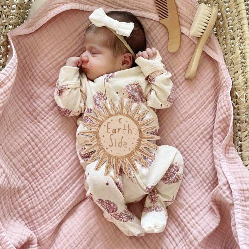 Wooden Sun Announcement Plaque, Baby Photo Prop, Baby Shower Gift, New Parents Gift, Earth Side sign