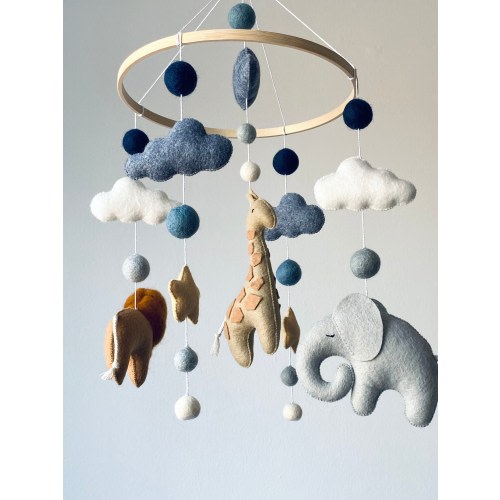 Felt safari baby mobile