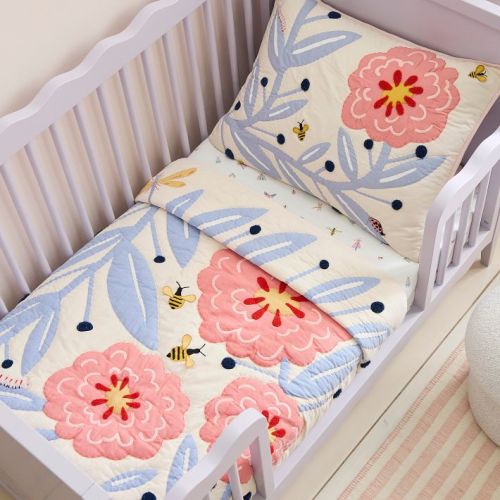 Little Garden Floral Toddler Quilt