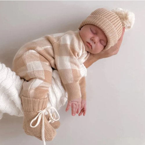 Cuff Knit Pom Pom Beanie in Tan