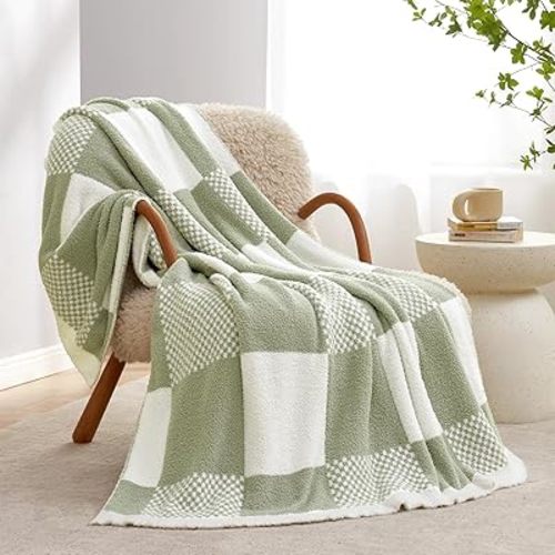Snuggle Sac Checkered Blanket, Sage Green Throw Blanket for Couch Plaid Microfiber Fluffy Warm Cozy Fuzzy Soft Throw Blanket Reversible Checker Blankets for Sofa, Chair, Bed, 50x60 inches