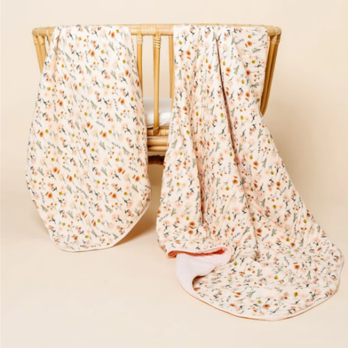 Cloud Muslin™ Quilt - Rachel/Blush – Lou Lou & Company