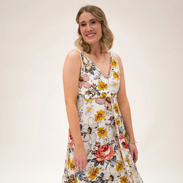 Juliet Labor & Postpartum Gown in Vintage Floral-Limited Time – Lila
