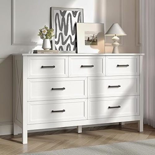 Farmhouse 7 Drawers Dresser for Bedroom, Wood Rustic Wide Chest with Metal Handles, Storage Dressers Organizer for Bedroom, Hallway, Entryway, White