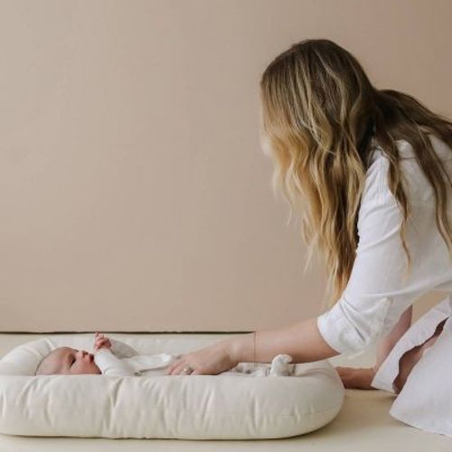 Snuggle Me Organic Lounger Curve - Natural