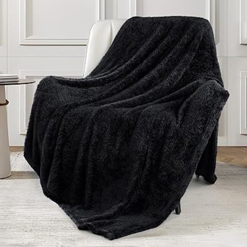 Exclusivo Mezcla Plush Fuzzy Fleece Throw Blanket Extra Large, Super Soft, Fluffy and Warm Blankets for Couch, Bed, Suitable for All Seasons (50x70 Inches, Black)