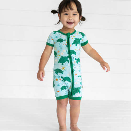 Sea Turtle Friends Shorty Zippy
