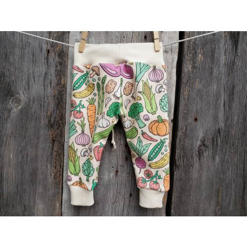 Organic vegetable baby clothes, gardening baby clothes, gender neutral baby, organic baby leggings, farmers market, farmer, baby joggers,