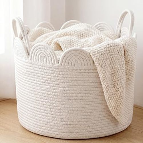 LemonRoad Round Woven Basket White, 16" L X 16" W X 14" H