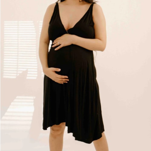 Juliet Labor & Postpartum Gown in Black – Lila