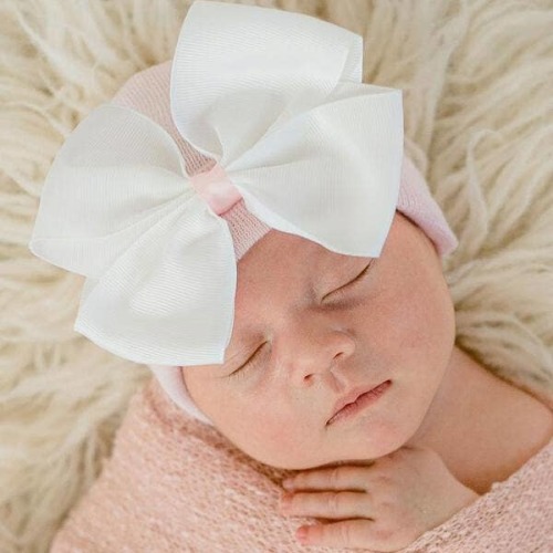 Jeanine's: Ilybean Ava Newborn Girl Hat White Bow with Pink Center